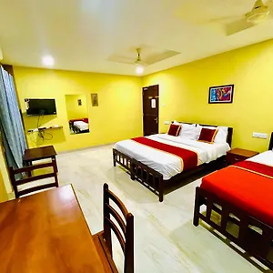  Hotel Madaparambil Residency