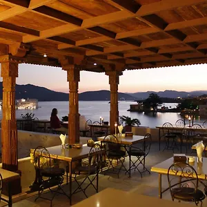 *** Hotel Kankarwa Haveli India
