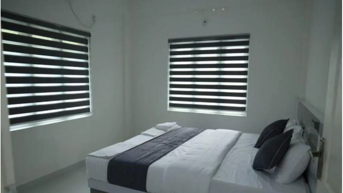 Yelza Hotel And Residence Alwaye Aparthotel